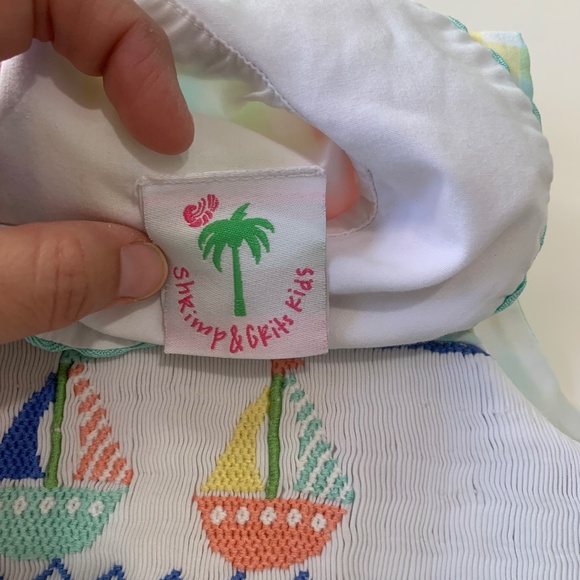 Shrimp and Grits Girl's Sailboat Smocked Dress 4T - Picture 2 of 4